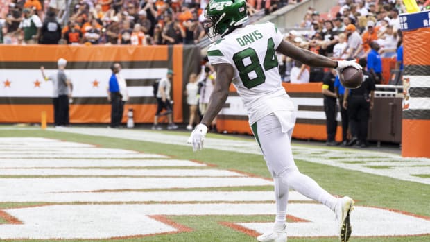 New York Jets WR Corey Davis celebrates touchdown catch